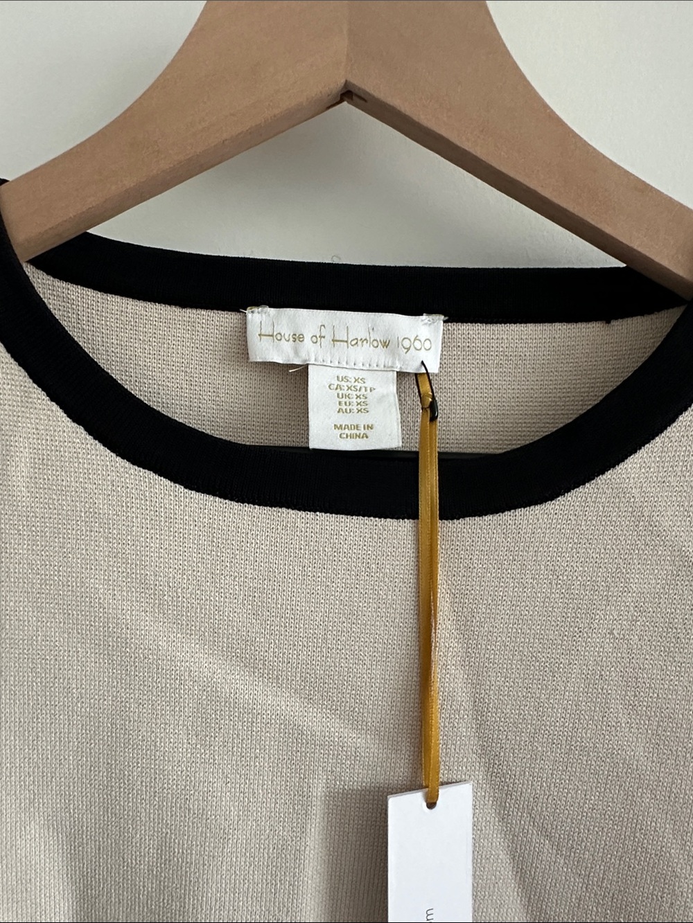 House of Harlow nude matching skirt set - Picture 3 of 6